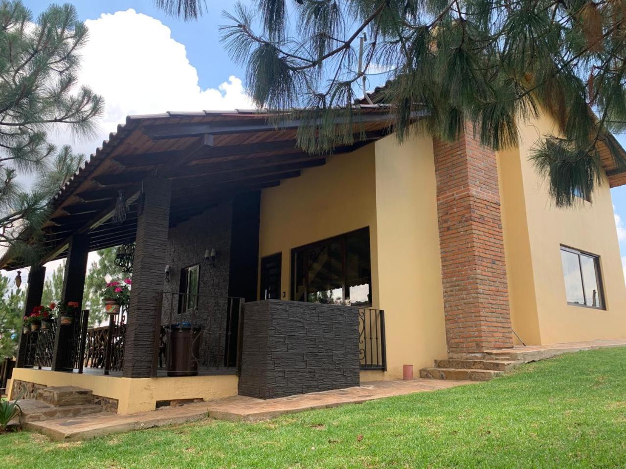 Cabana No.4 Puerta Del Bosque Mazamitla. Eksteriør bilde